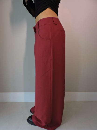 calça fatale red wine