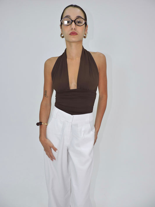 body decote frente única fuzz marrom