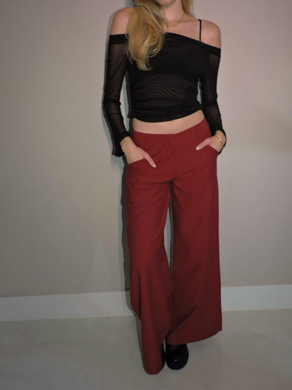 calça fatale red wine