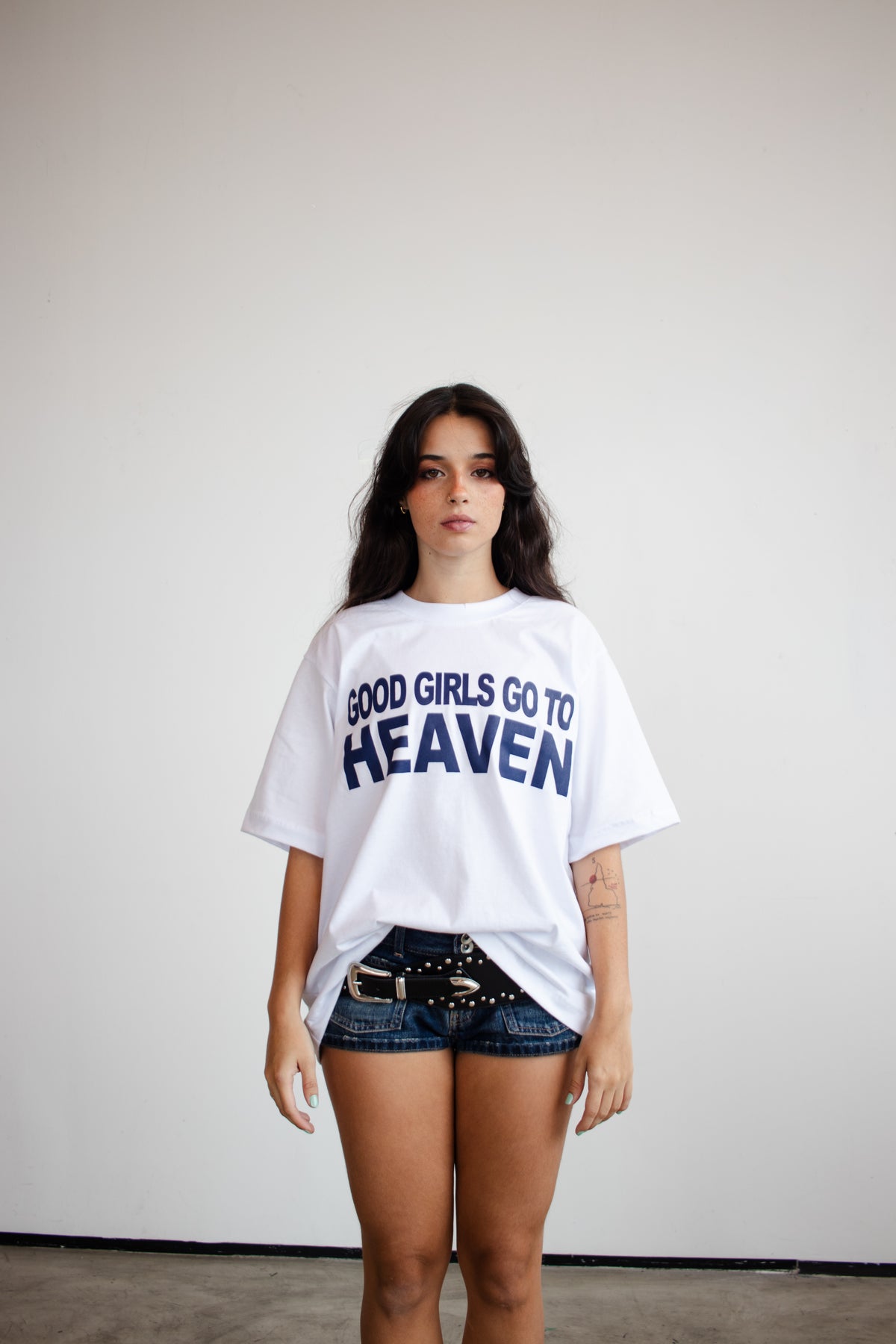 t-shirt boxy ‘heaven can wait’ branca